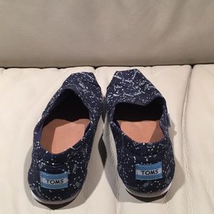 TOMS